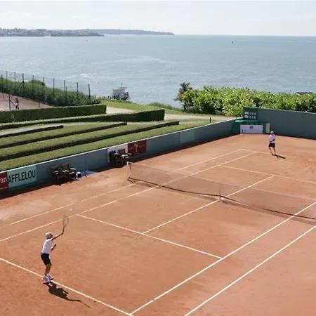 Villa Devant La Et La De Pontaillac, 4chambres 2 à 8 Personnes