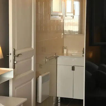 Devant La Et La De Pontaillac, 4chambres 2 à 8 Personnes Royan