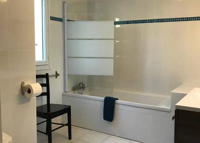 Devant La Et La De Pontaillac, 4chambres 2 A 8 Personnes