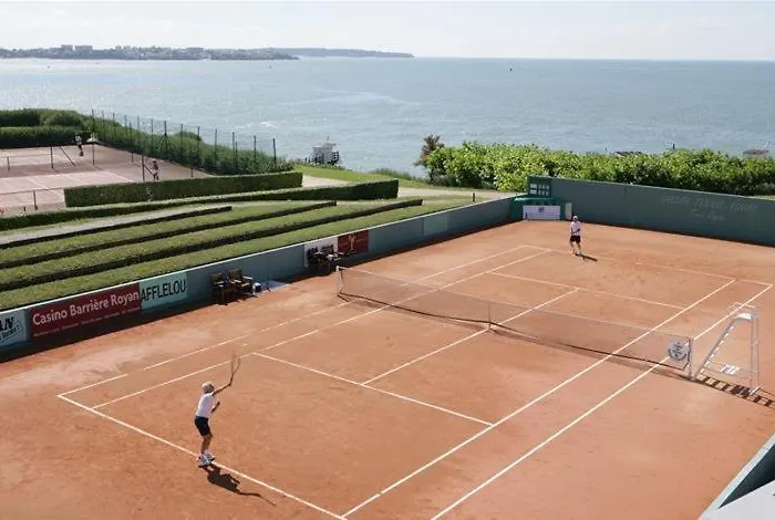 Villa Devant La Et La De Pontaillac, 4chambres 2 à 8 Personnes