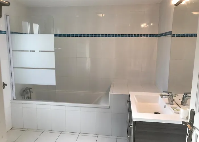 Devant La Et La De Pontaillac, 4chambres 2 à 8 Personnes Villa