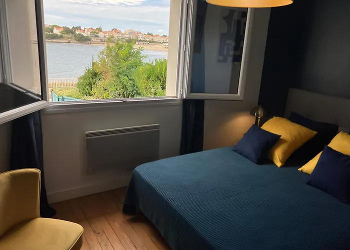 Devant La Et La De Pontaillac, 4chambres 2 à 8 Personnes Villa Royan
