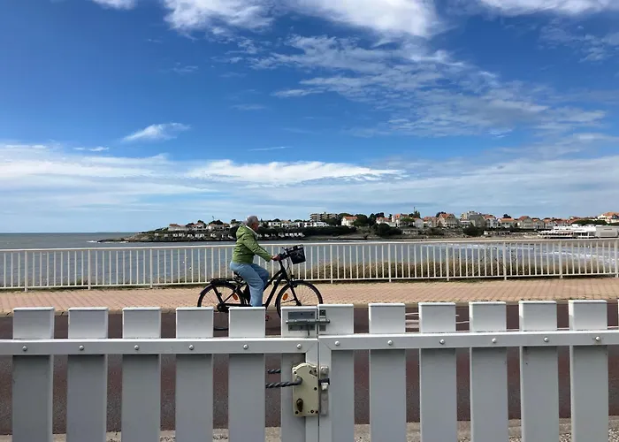 Devant La Et La De Pontaillac, 4chambres 2 à 8 Personnes Villa *