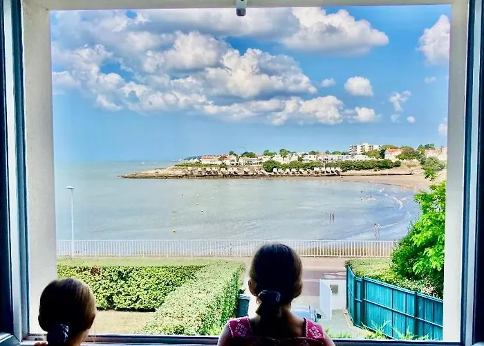 Villa Devant La Et La De Pontaillac, 4chambres 2 à 8 Personnes Royan